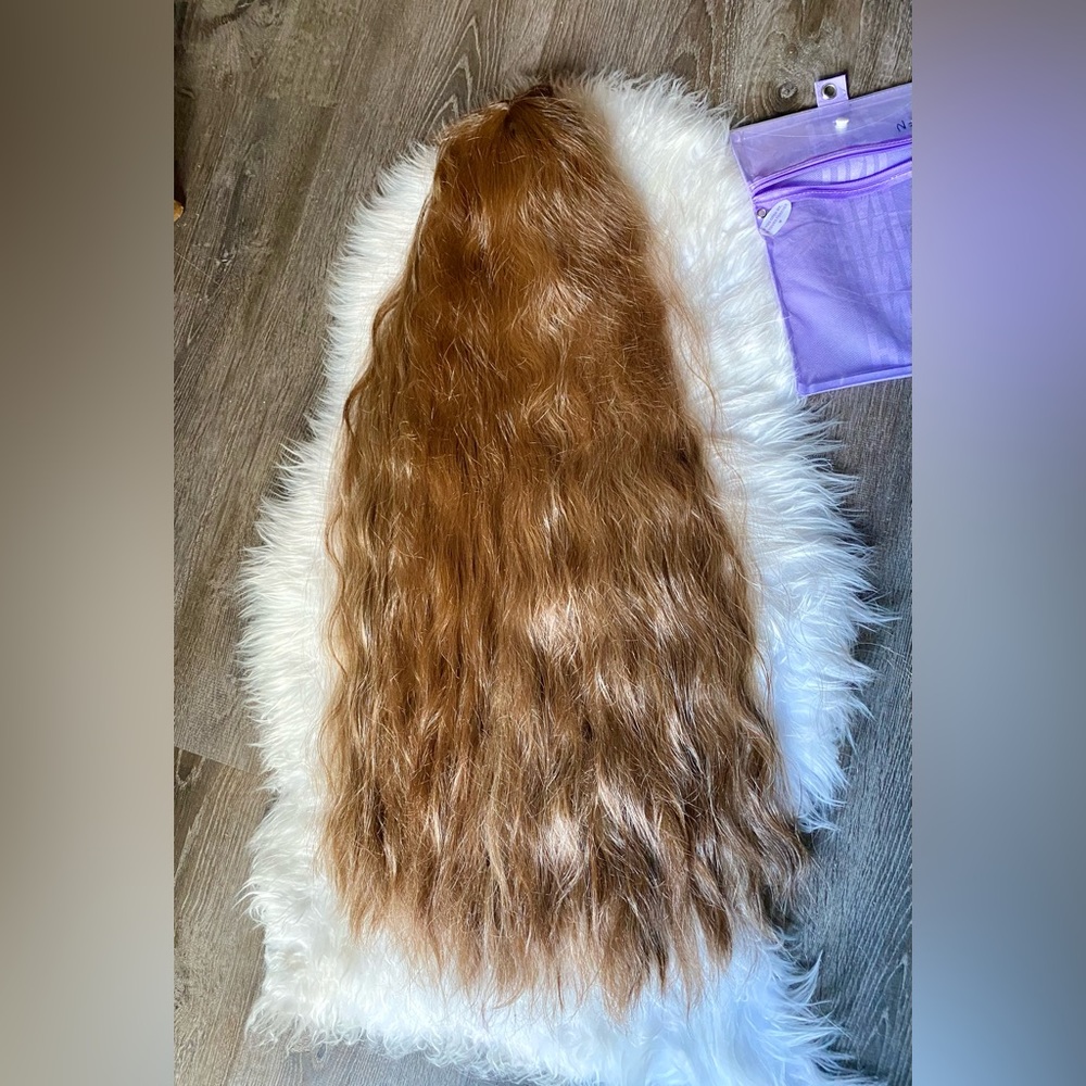 Insert Name Here Naomi wig